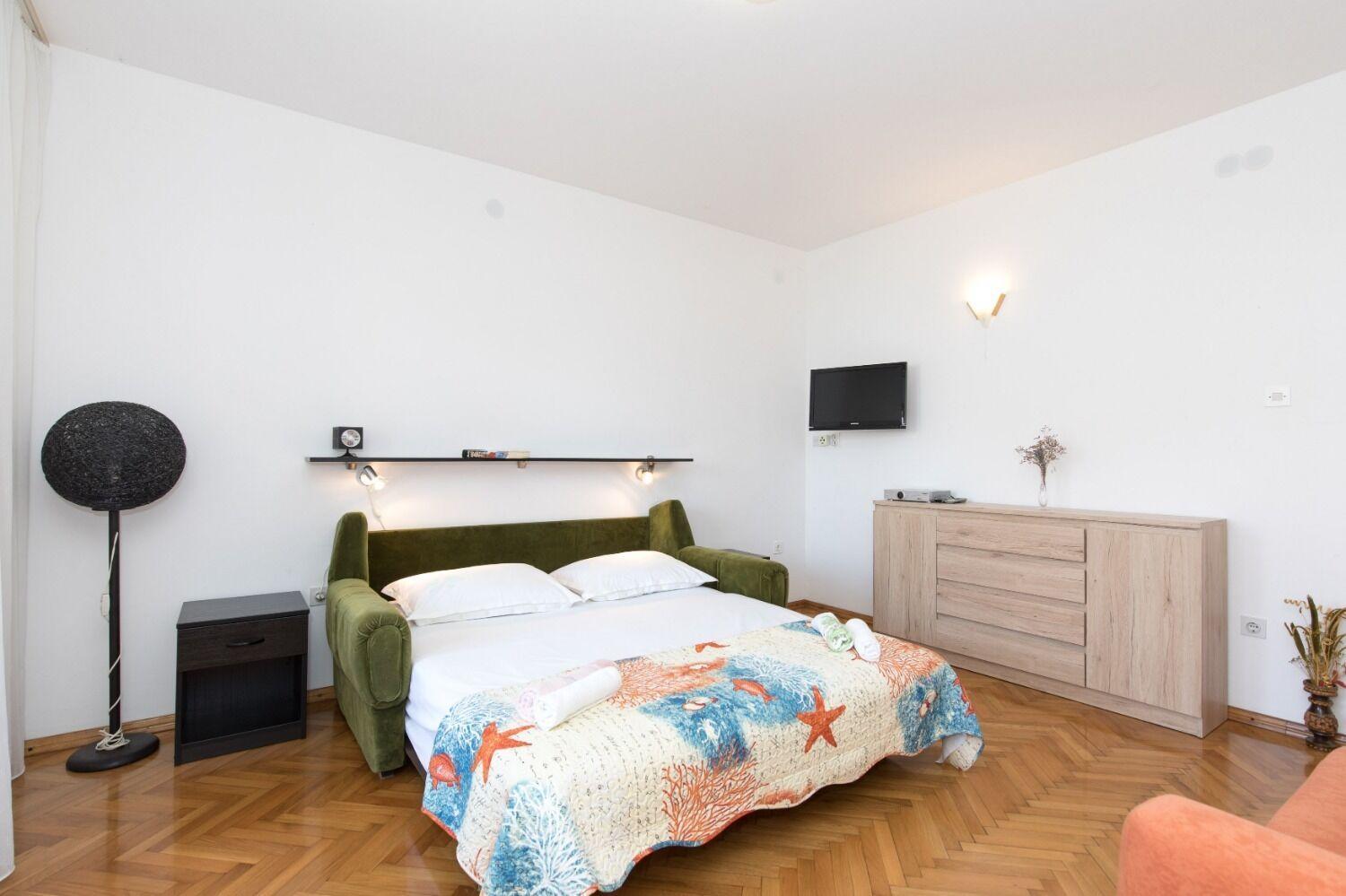 Apartments Kate - 100 M From Beach Malinska Esterno foto